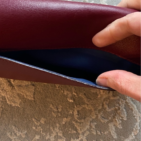 Tory Burch Robinson Chain Wallet - Brick Red - Picture 9 of 12